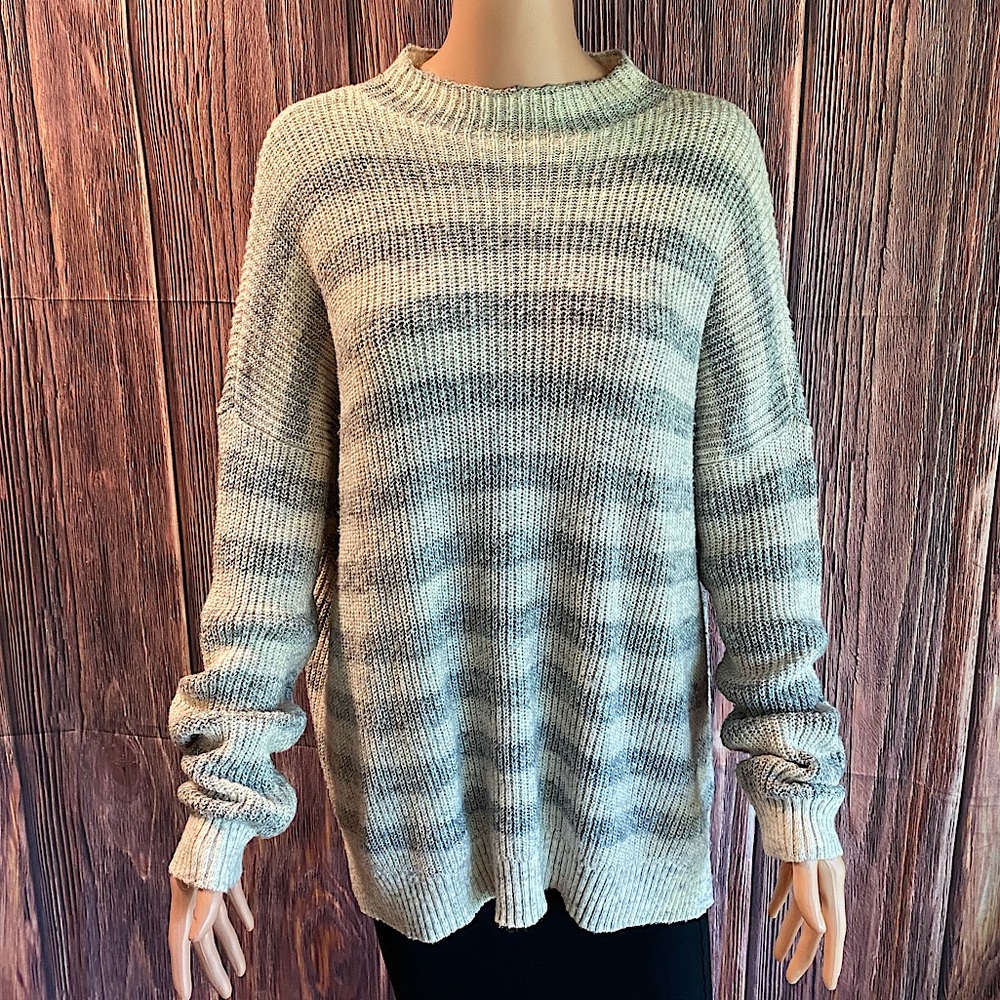 American Eagle Outfitters size XL cream and gray knit striped boho sweater